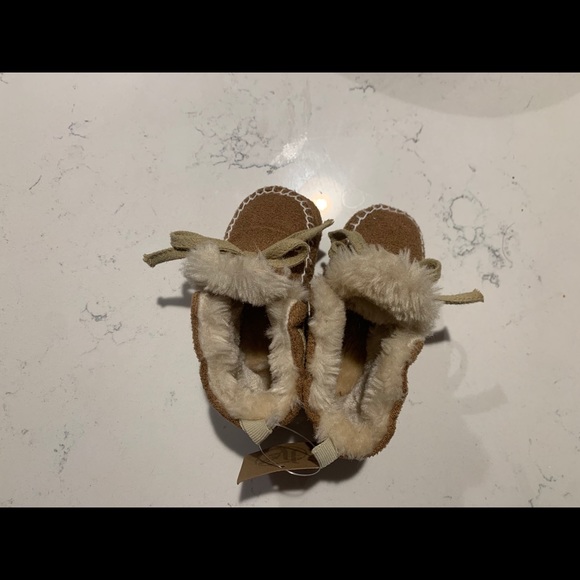 Baby Winter Booties - Picture 4 of 4